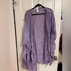 Time and Tru purple kimono